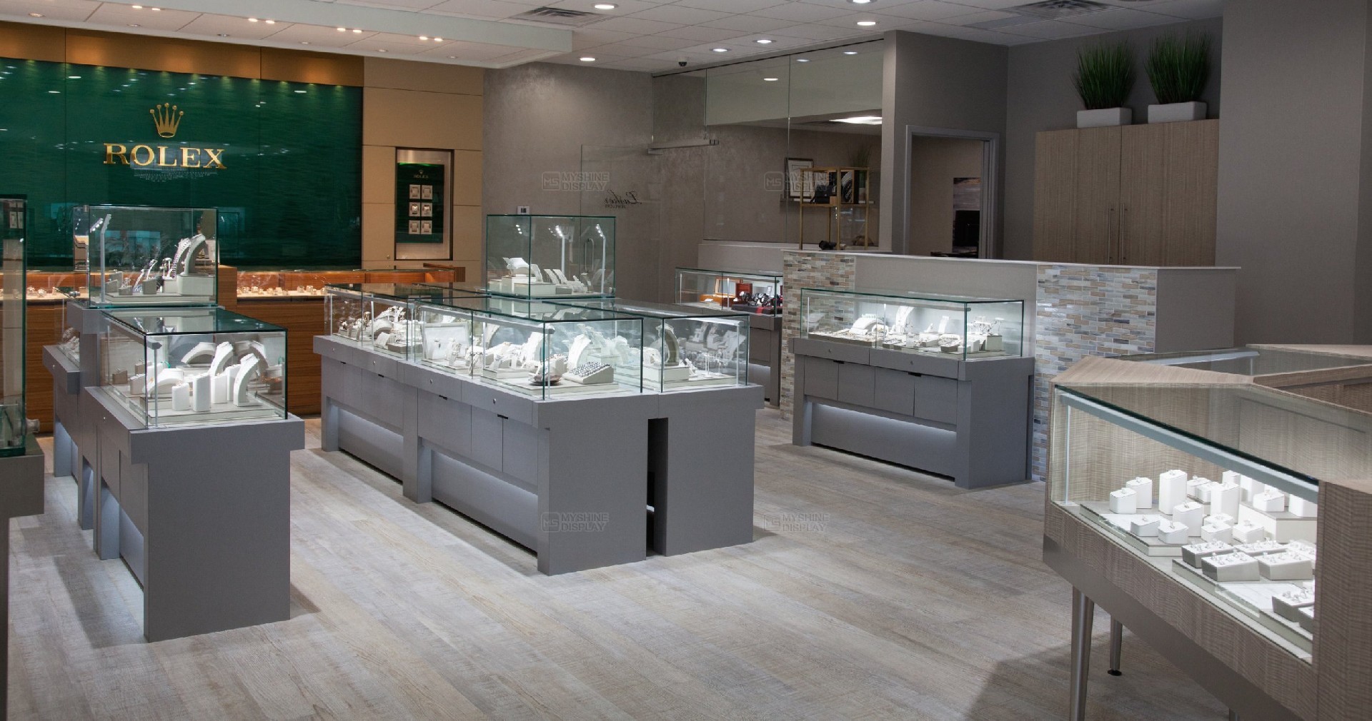 Myshinedisplay jewelry store Interior Design 120