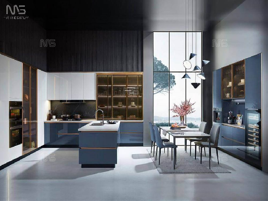 Modern Dark Blue Toned Kitchen Cabinetry with Integrated Appliances NO.2