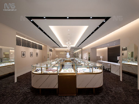 Innovative Retail Experiences Elevating Jewelry Store