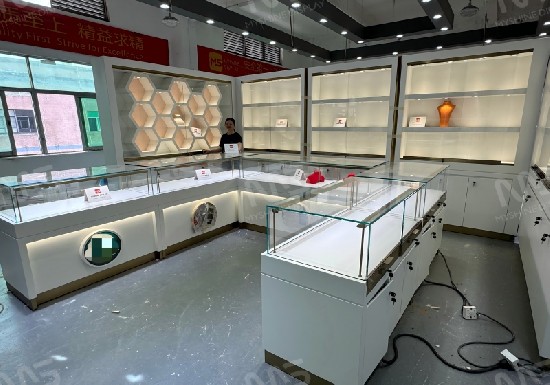 Nepalese Jewelry Store Display Project in Pennsylvania