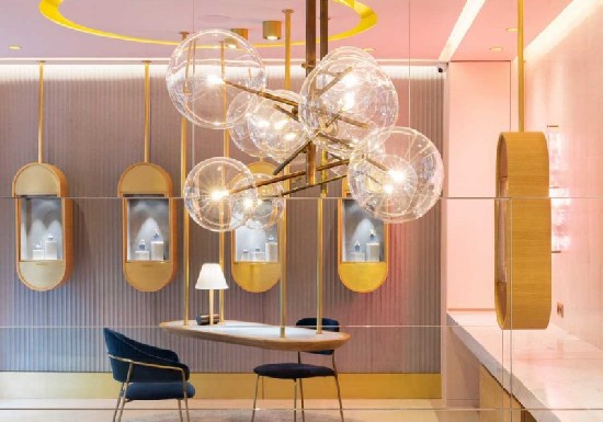 Interior Design of A High-end Jewelry Store