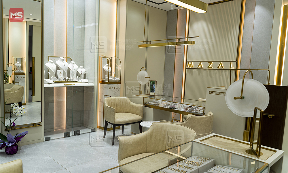 Sleek Jewelry Showcase for Luxury Stores