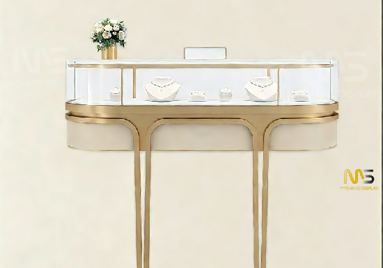 Quiet Luxury is the 2026 trend.