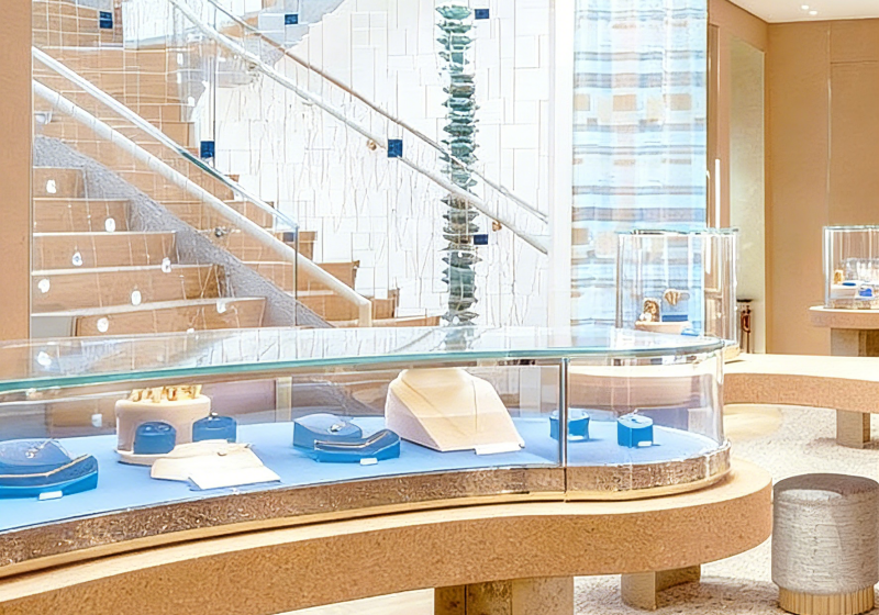 Elegant French-style Jewelry Store Fixtures