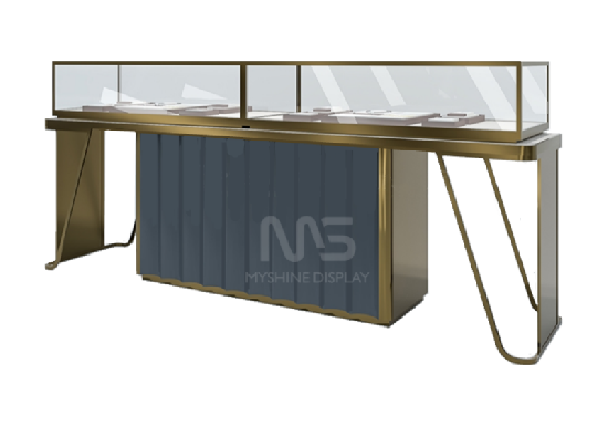 Jewelry Showcase to Boost Product Value