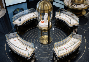 以图生成套图 - 2026-01-09T103840.337.png