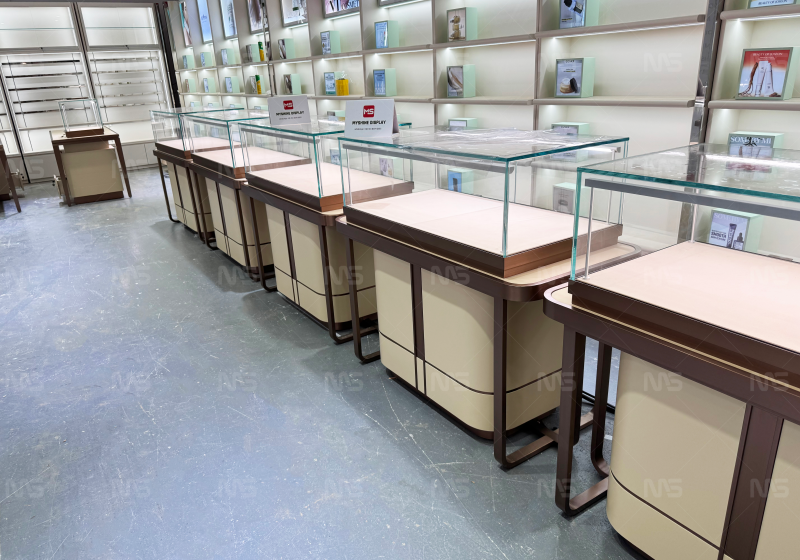 Modern Full-Stop Jewelry Display Sales Counter
