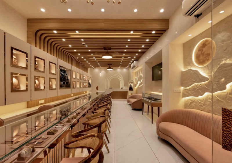 High-End Jewelry Showcase Supplier for Global Brands