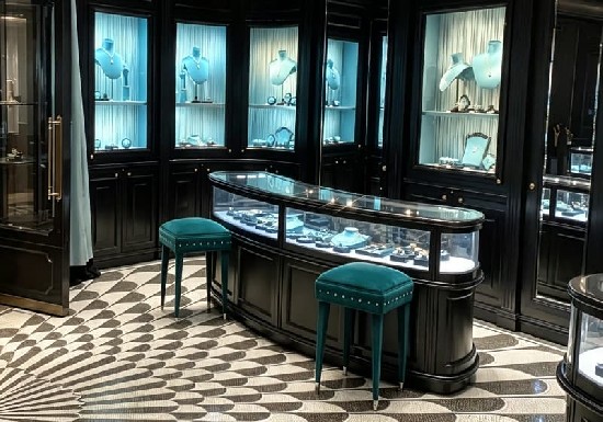 Timeless Elegance Jewelry Store design