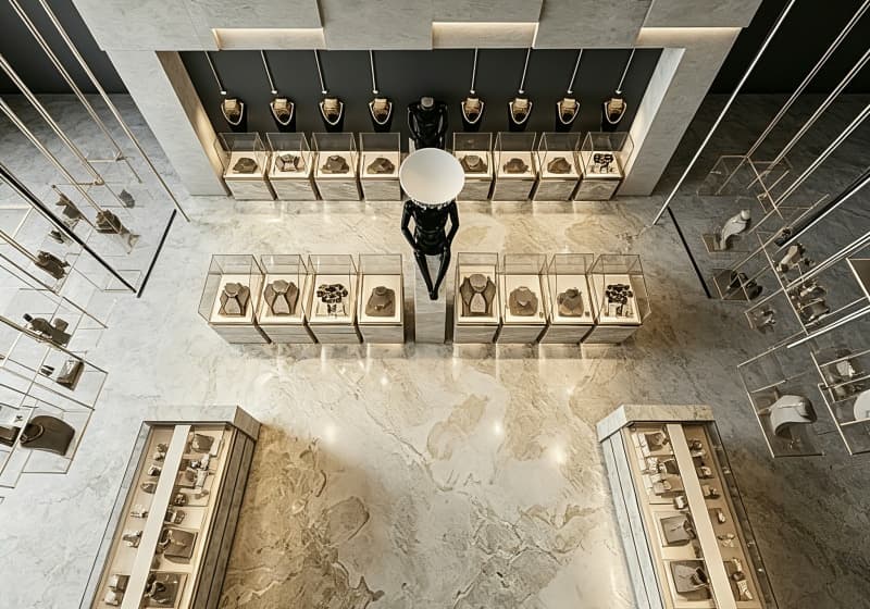 Elegant Structure & Refined Artistry  Jewelry Store Design