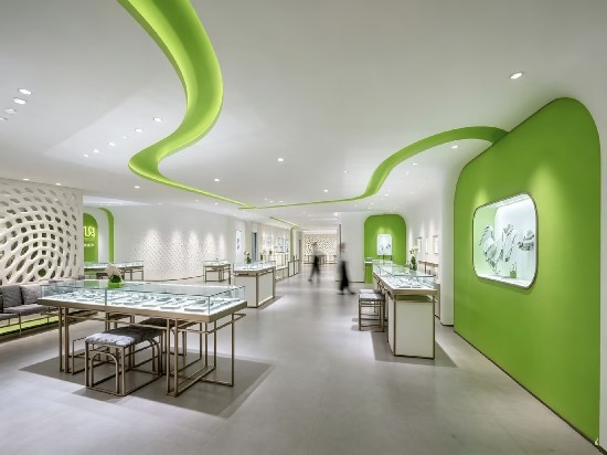 「Forest Glow」Jewelry Store Interior & Display Solution