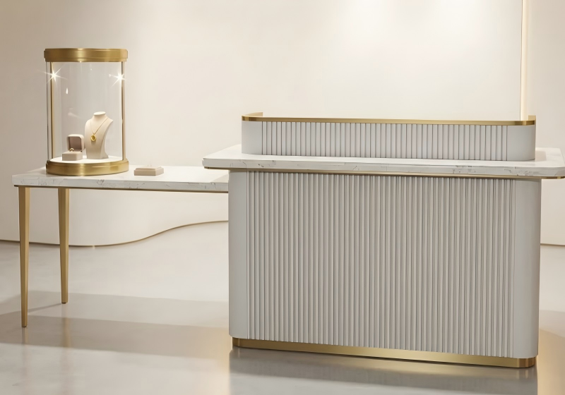 Cream & Brushed Gold Single Jewelry Display Cabinet: Timeless Silhouette with Dual Finishes for Boutique Luxury Retail