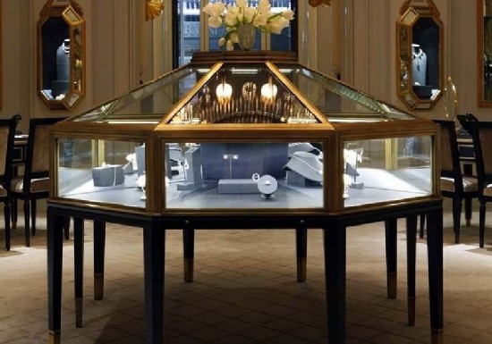 Luxury Octagonal Jewelry Display Case with Brass Frame for High-End Boutiques