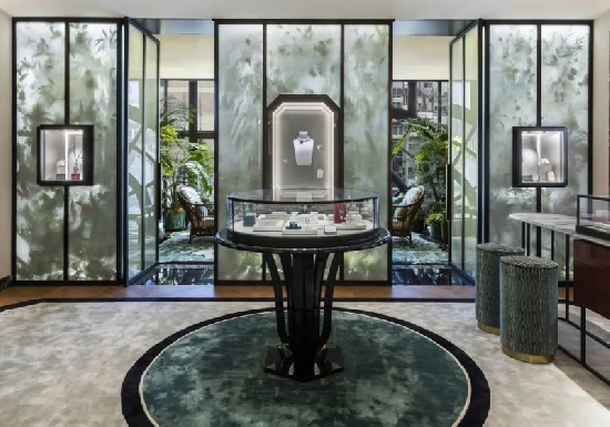 Premium Bespoke Luxury Jewelry Display Cases