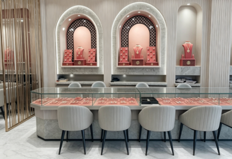 Coral Arches Jewelry Retail Space & Display Solution