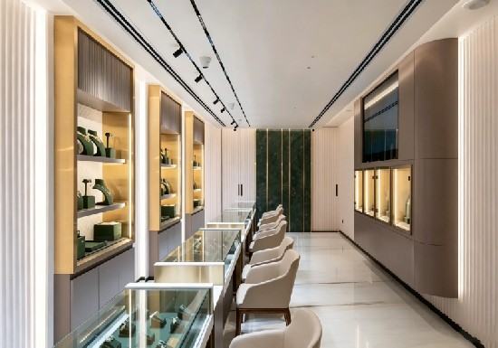 Modern Luxury Jewelry Store Full‑Shop Display