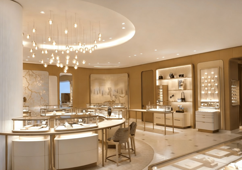 Curved Island & Wall‑Embedded Display Cabinet Solution