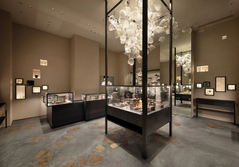 Luxury Custom Jewelry Store Display Interior Design & Display Cabinets Solution