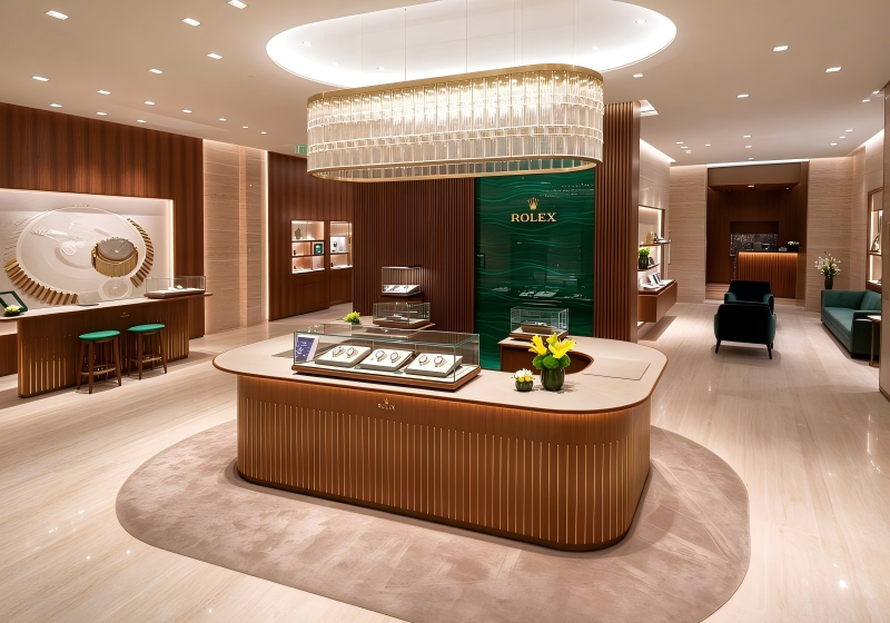 Premium Luxury Watch Boutique Interior & Custom Wooden Watch Display Cabinets