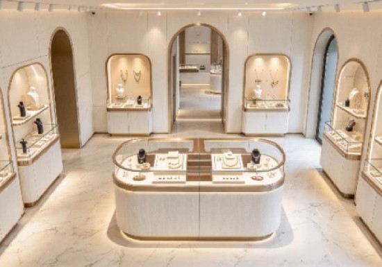 Elegant Arched‑Shape White Gold Full‑Set Jewelry Boutique Interior Solution