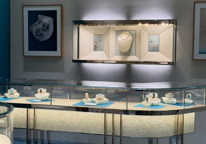 Luxury Tiffany Style Jewellery Display Vitrines & Boutique Counters